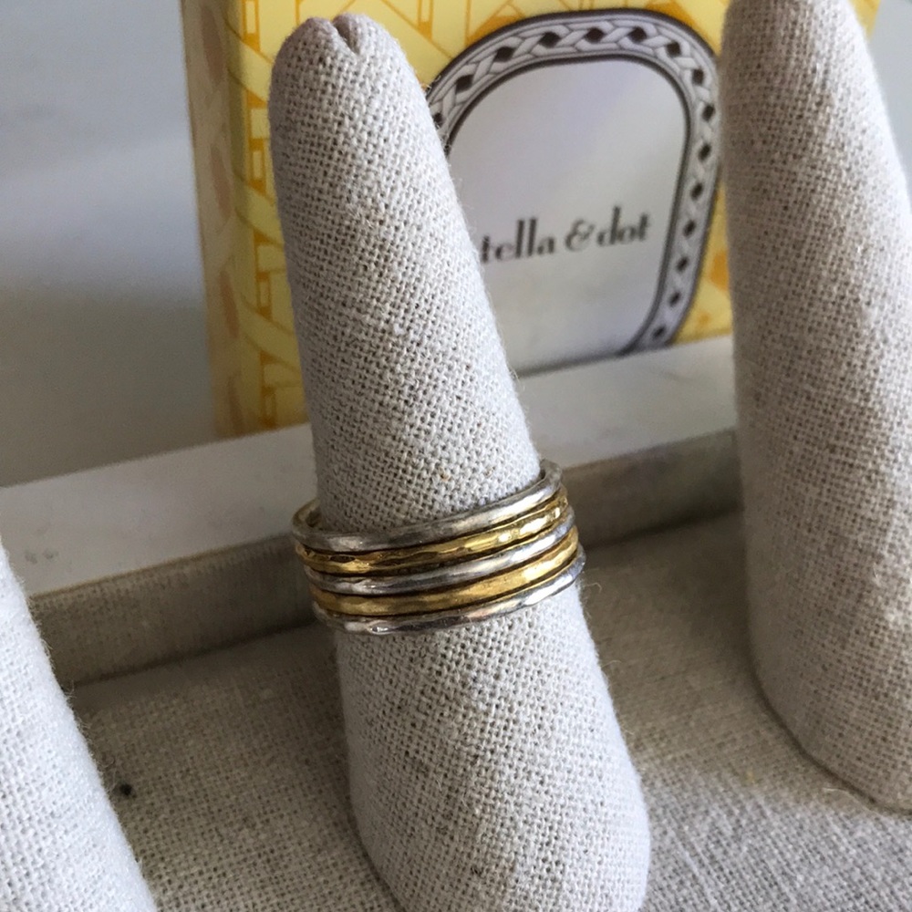 Stackable band rings